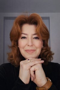 ๐๐จ๐ซ๐ฅ๐'๐ฌ ๐๐ ๐๐จ๐ฌ๐ญ ๐๐ง๐ฌ๐ฉ๐ข๐ซ๐ข๐ง๐ ๐๐จ๐ฆ๐๐ง ๐๐๐๐๐๐ซ๐ฌ ๐ข๐ง ๐๐๐๐ 17 Women