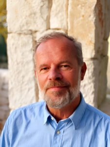 ๐๐ก๐ ๐๐จ๐ซ๐ฅ๐โ๐ฌ ๐๐ ๐๐จ๐ฌ๐ญ ๐๐ข๐ฌ๐ข๐จ๐ง๐๐ซ๐ฒ ๐๐๐๐๐๐ซ๐ฌ ๐ญ๐จ ๐๐๐ญ๐๐ก ๐ข๐ง ๐๐๐๐ 2 Leaders