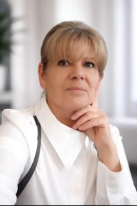 World’s Top Inspiring Women Leaders Leading with Purpose in 2026 1 Women